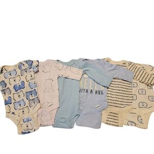 Gerber Premie Bundle Of 4 Long Sleeve &1 Short Sleeve Onesies Baby Onesie Set